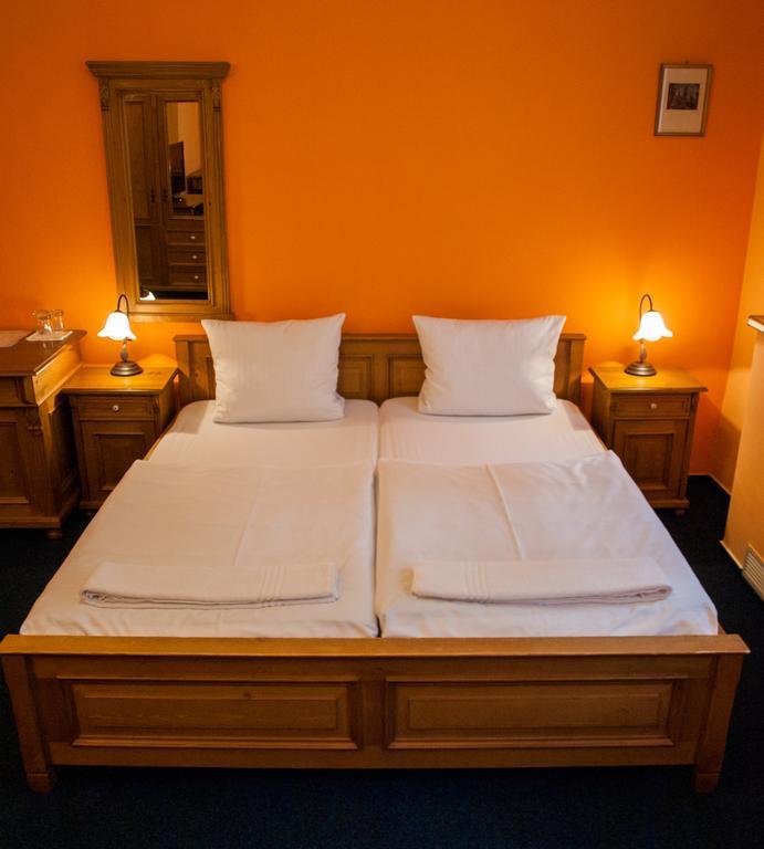Hotel A Restaurace U Hrncire Kutná Hora Zimmer foto